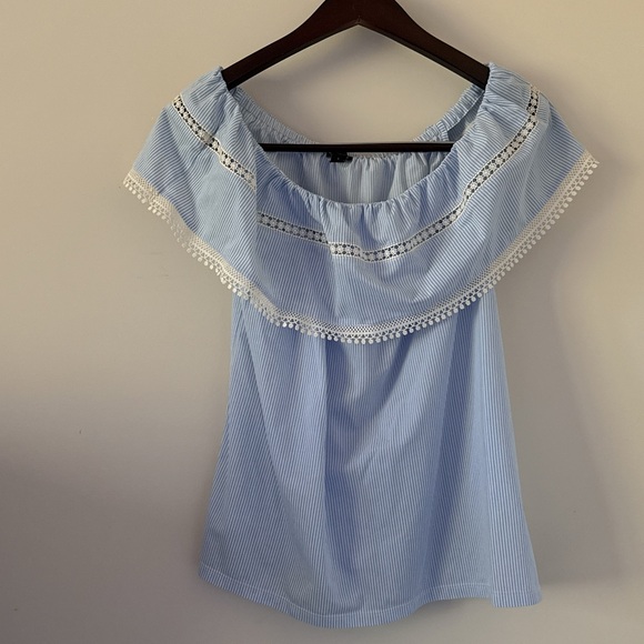 Ann Taylor Stripe Lace Trim Convertible Top Size S - Picture 7 of 7